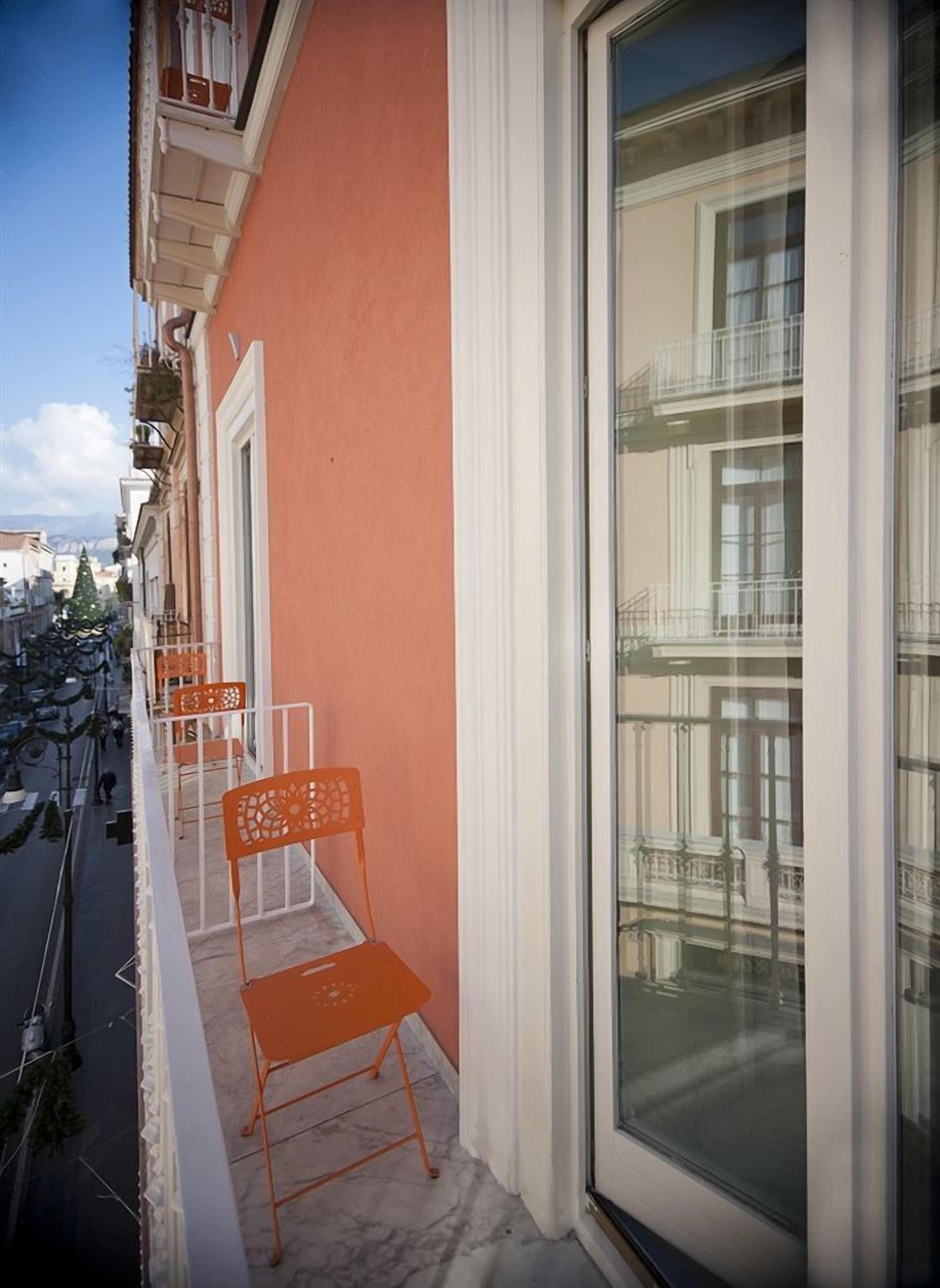 مبيت وإفطار سورينتو Palazzo Tasso المظهر الخارجي الصورة